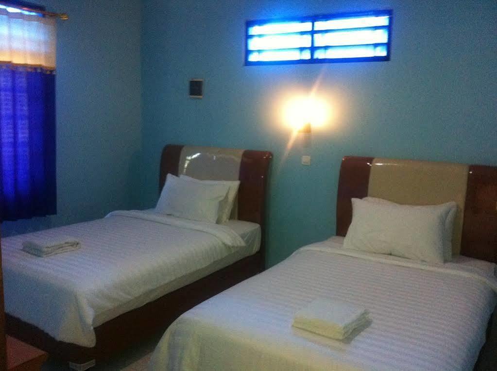 The New Orlinds Guest House Wonosari ภายนอก รูปภาพ