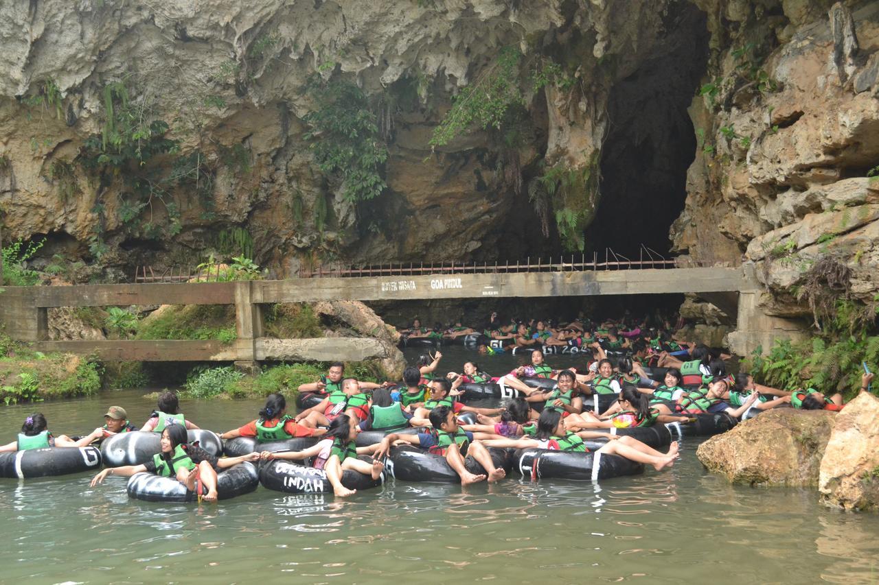 The New Orlinds Guest House Wonosari ภายนอก รูปภาพ